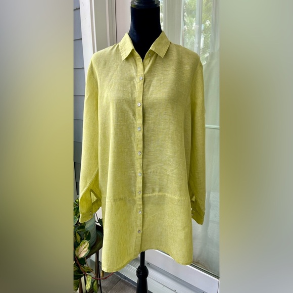 Tahari 100% Linen Roll Tab Sleeves Shirt, vibrant yellowish green color Size L - Picture 1 of 7